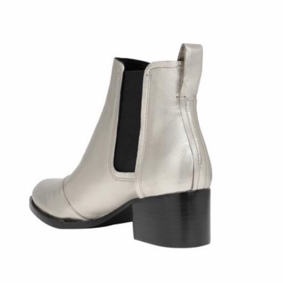 Excellent Rag & Bone Silver Leather Ankle Booties - Picture 3 of 14